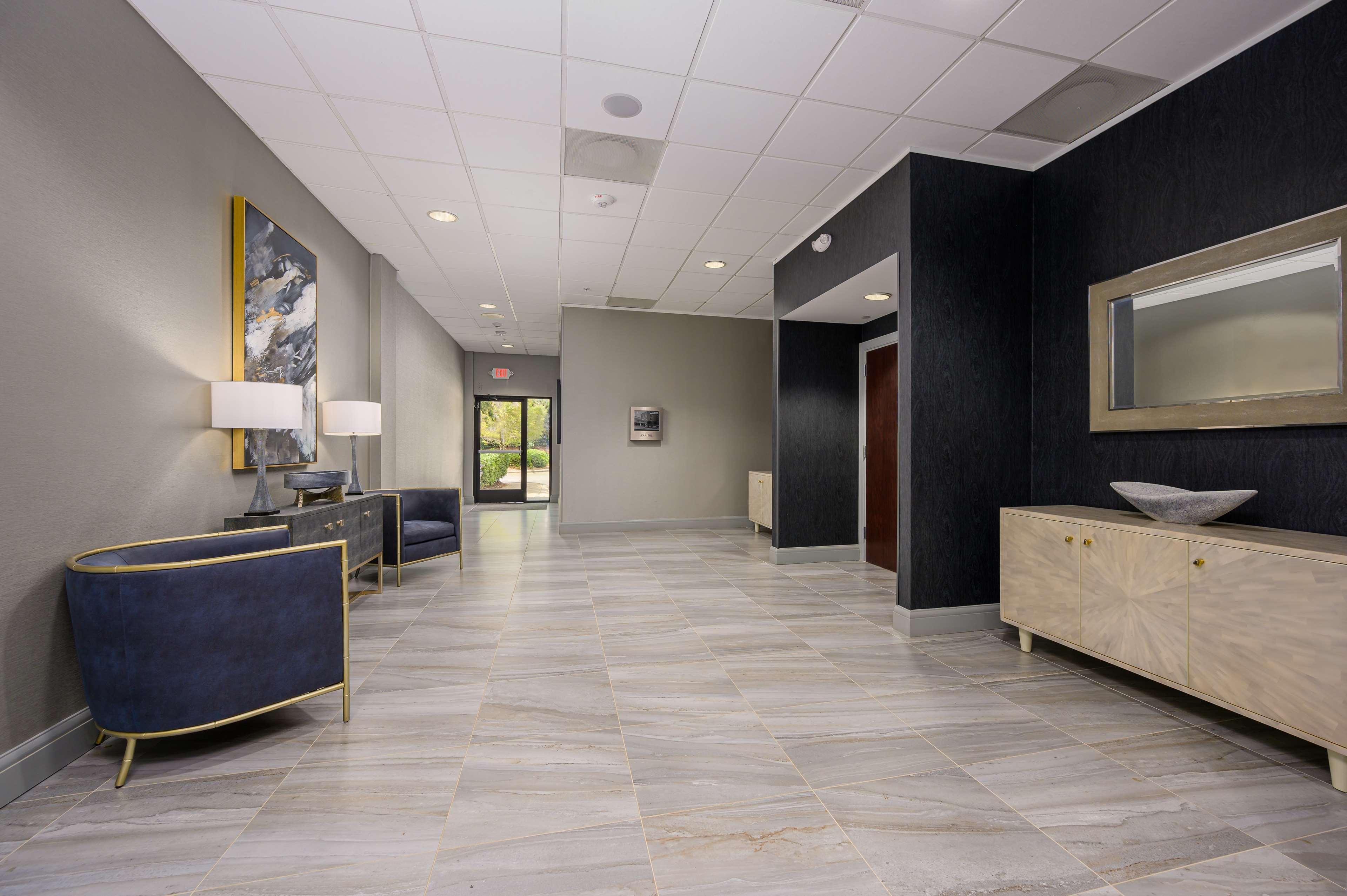 Doubletree By Hilton Raleigh Midtown, Nc Hotel Exterior photo