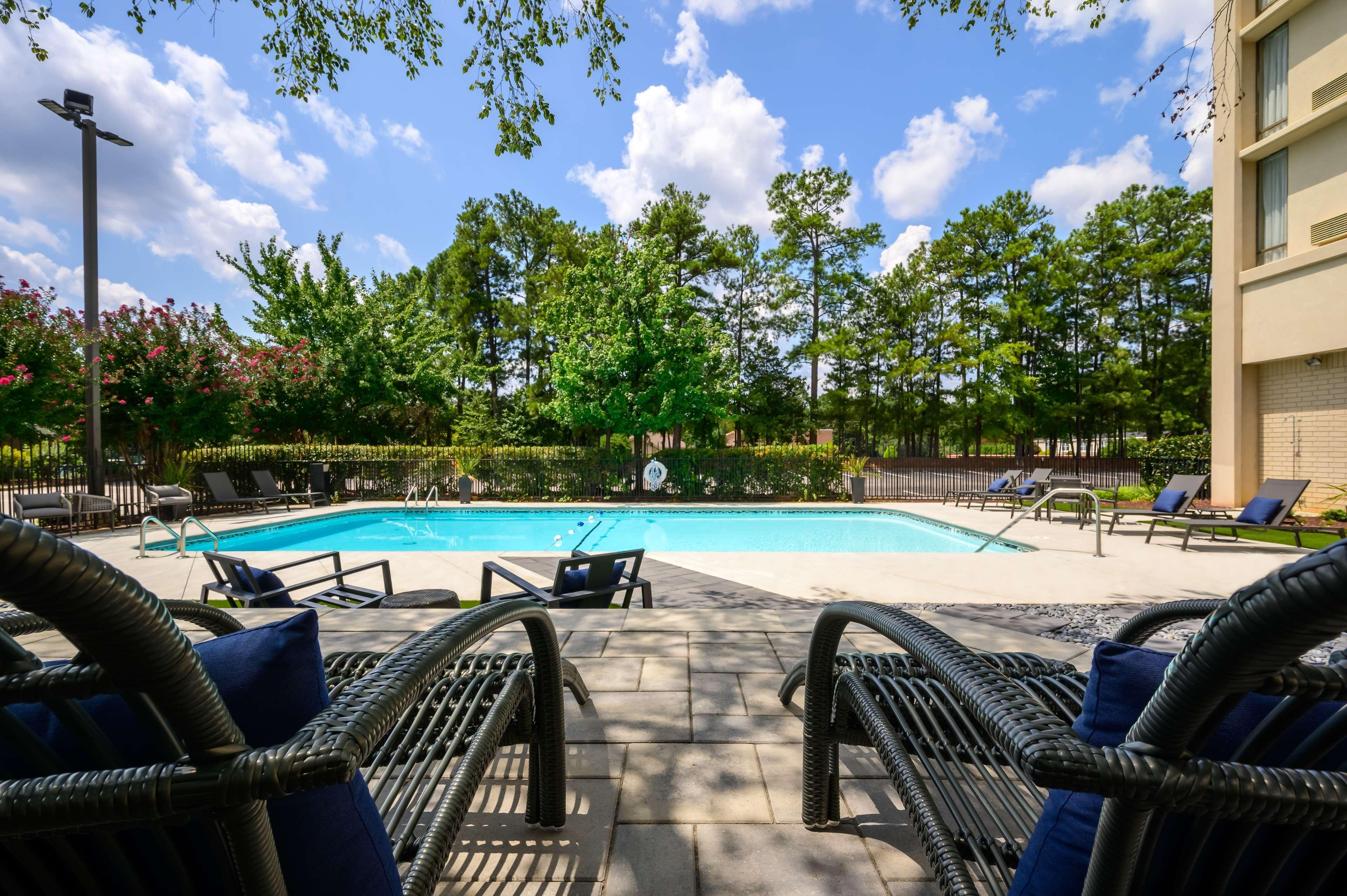 Doubletree By Hilton Raleigh Midtown, Nc Hotel Exterior photo