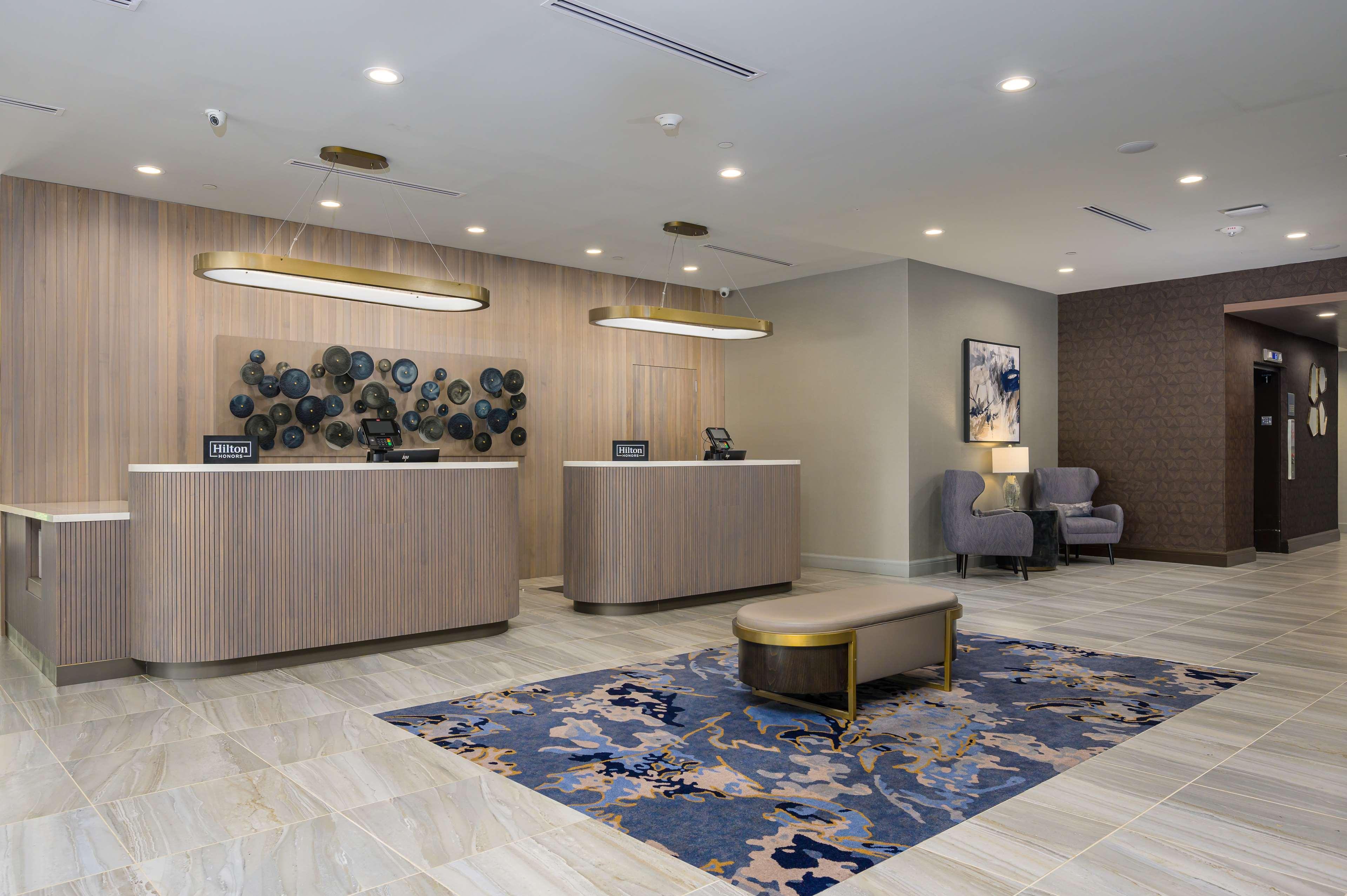 Doubletree By Hilton Raleigh Midtown, Nc Hotel Exterior photo