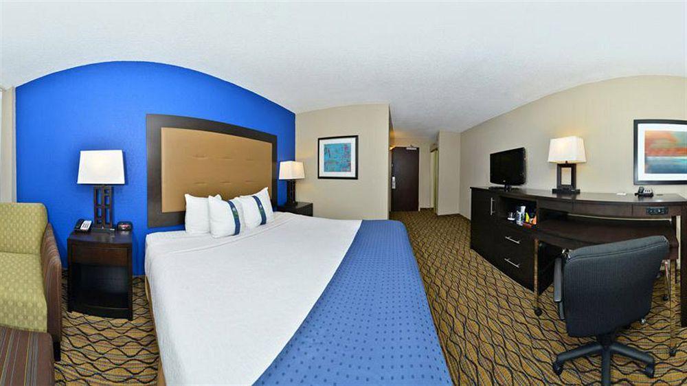 Doubletree By Hilton Raleigh Midtown, Nc Hotel Exterior photo